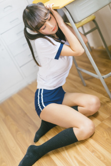 乳胶地牢v1.5.1安卓直装